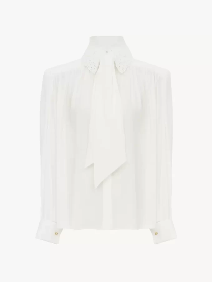 Blusa con foulard arricciato e nodo in crêpe de chine e pizzo Blusa con foulard arricciato e nodo in crêpe de chine e pizzo