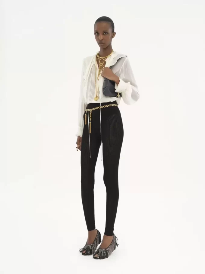 Blusa con volant in georgette di seta Blusa con volant in georgette di seta