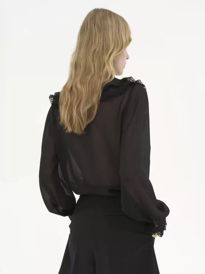 Blusa con volant in georgette di seta Blusa con volant in georgette di seta