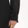 Blusa con volant in georgette di seta Blusa con volant in georgette di seta