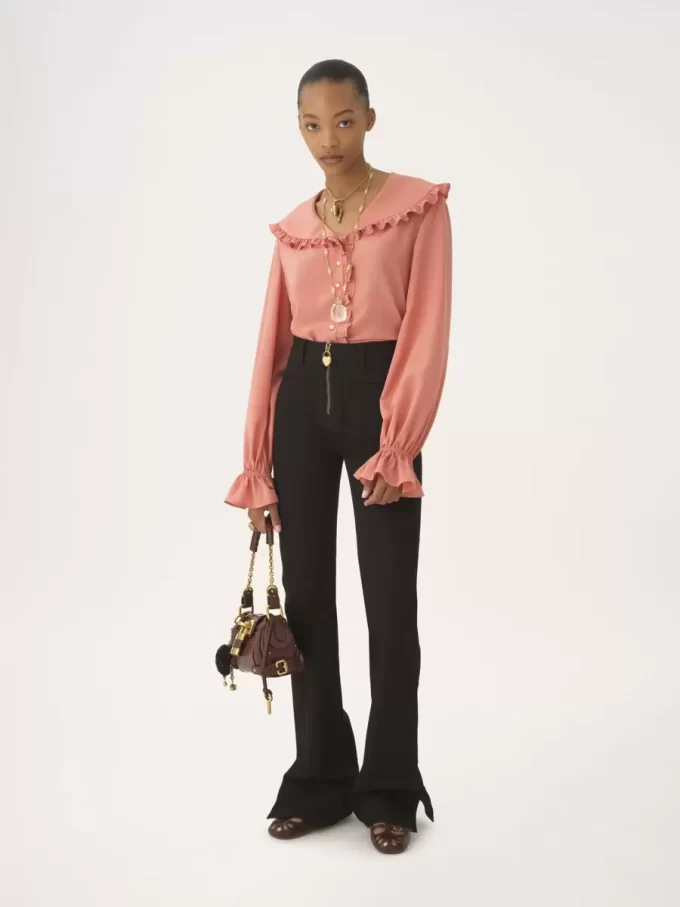 Blusa fluida con volant in crêpe de chine Blusa fluida con volant in crêpe de chine