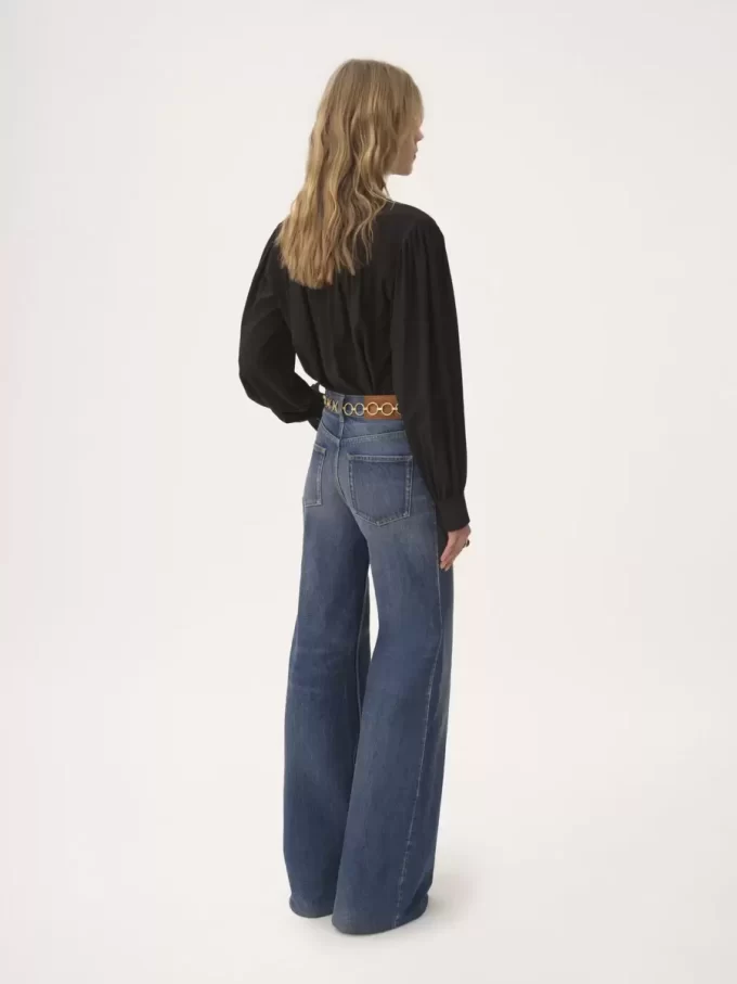 Blusa lavallière con maxi arricciatura in crêpe de chine Blusa lavallière con maxi arricciatura in crêpe de chine