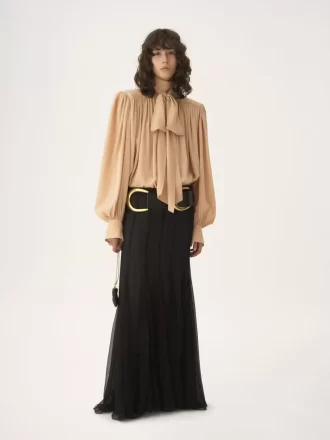 Blusa lavallière oversize arricciata in crêpe de chine Blusa lavallière oversize arricciata in crêpe de chine