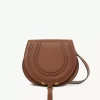 Borsa a sella Marcie in pelle granata Borsa a sella Marcie in pelle granata