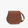 Borsa a sella Marcie in pelle granata Borsa a sella Marcie in pelle granata
