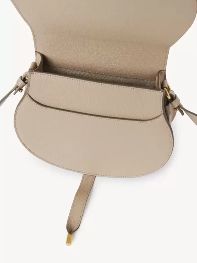 Borsa a sella Marcie in pelle granata Borsa a sella Marcie in pelle granata