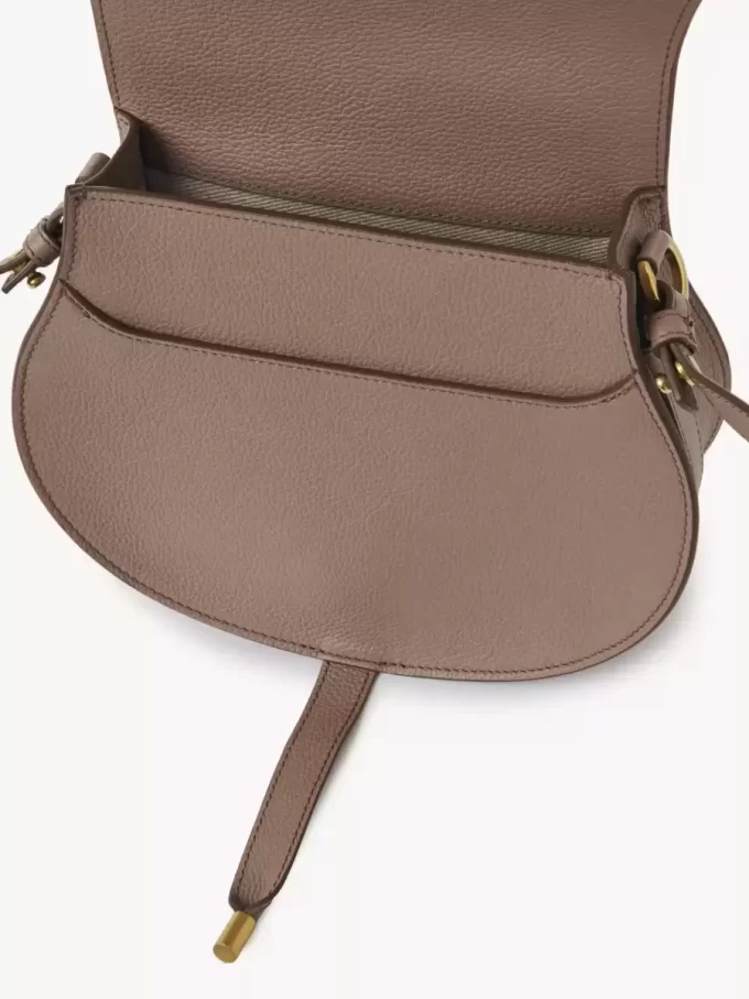 Borsa a sella Marcie in pelle granata Borsa a sella Marcie in pelle granata