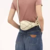 Borsa a tracolla ananas in pelle martellata Borsa a tracolla ananas in pelle martellata