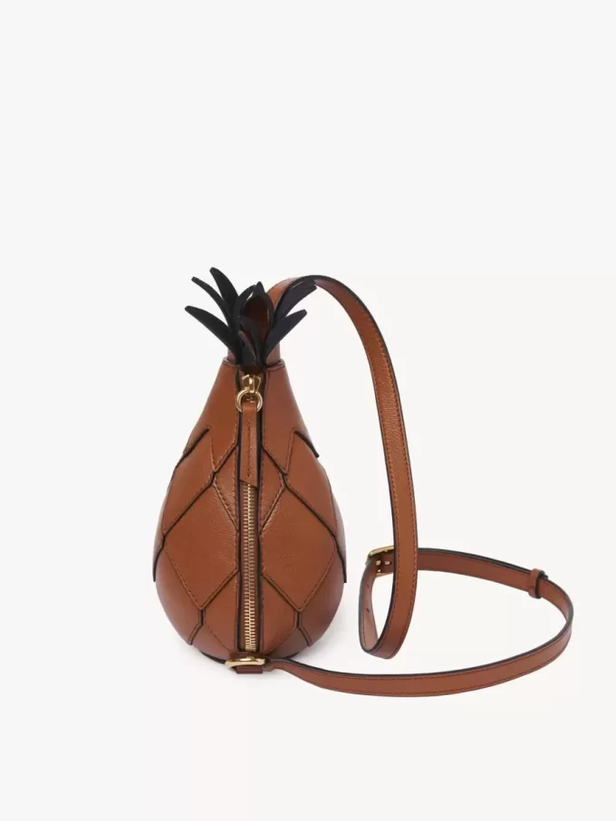 Borsa a tracolla ananas in pelle martellata Borsa a tracolla ananas in pelle martellata