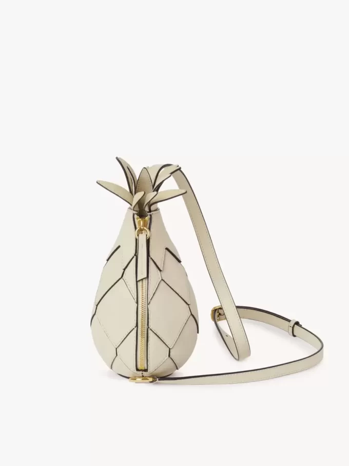 Borsa a tracolla ananas in pelle martellata Borsa a tracolla ananas in pelle martellata