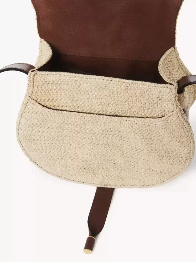 Borsa a tracolla Marcie piccola in fibre effetto rafia Borsa a tracolla Marcie piccola in fibre effetto rafia