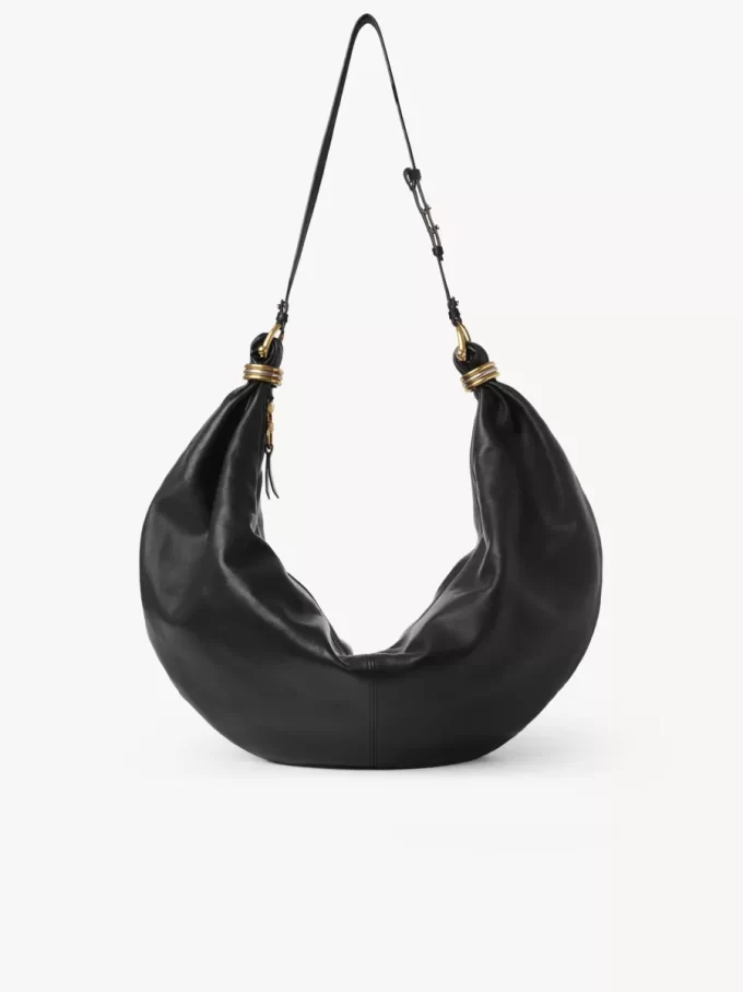 Borsa Hobo grande con bracciale in pelle martellata Borsa Hobo grande con bracciale in pelle martellata