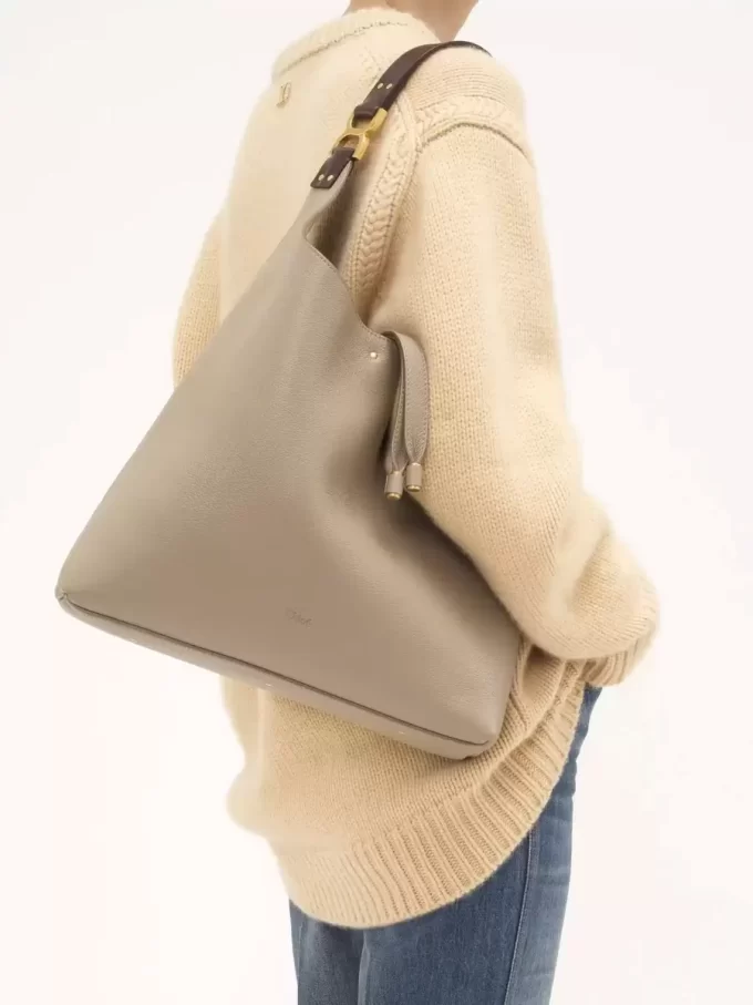 Borsa hobo Marcie in pelle martellata Borsa hobo Marcie in pelle martellata