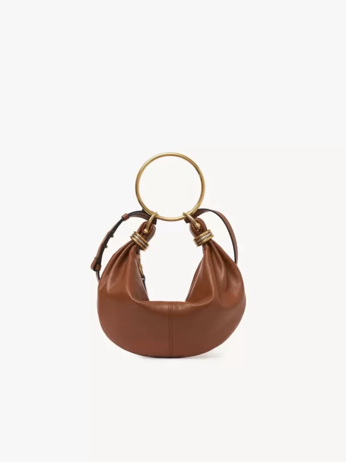 Borsa Hobo piccola con bracciale in pelle martellata Borsa Hobo piccola con bracciale in pelle martellata