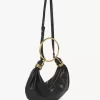 Borsa Hobo piccola con bracciale in pelle martellata Borsa Hobo piccola con bracciale in pelle martellata