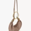 Borsa Hobo piccola con bracciale in pelle martellata Borsa Hobo piccola con bracciale in pelle martellata