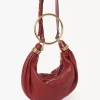 Borsa Hobo piccola con bracciale in pelle martellata Borsa Hobo piccola con bracciale in pelle martellata