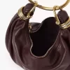 Borsa Hobo piccola con bracciale in pelle martellata Borsa Hobo piccola con bracciale in pelle martellata