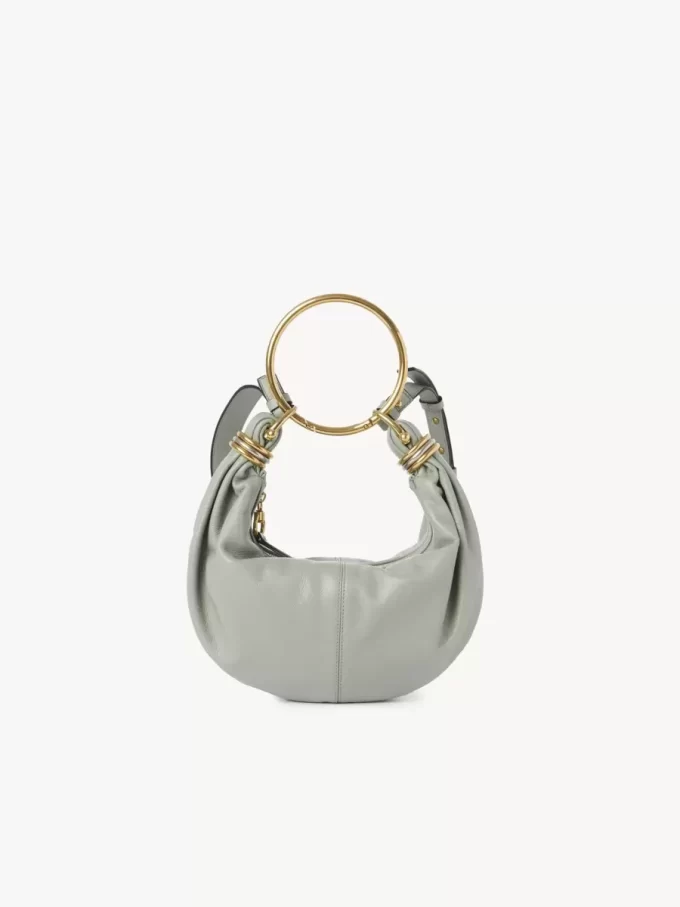 Borsa Hobo piccola con bracciale in pelle martellata Borsa Hobo piccola con bracciale in pelle martellata