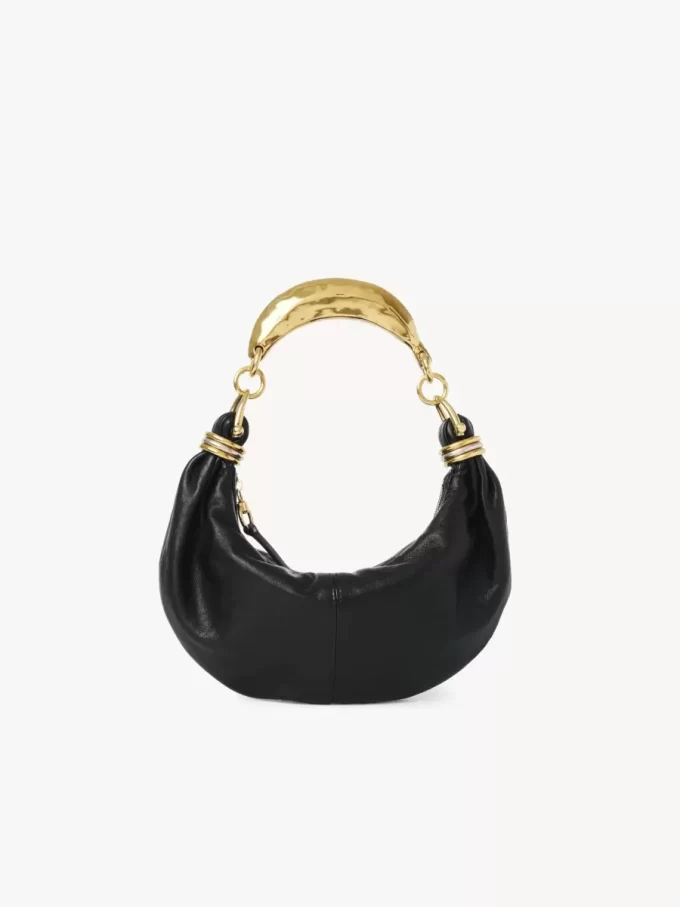 Borsa hobo piccola con bracciale in pelle martellata Borsa hobo piccola con bracciale in pelle martellata