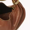 Borsa Hobo piccola con bracciale in pelle martellata Borsa Hobo piccola con bracciale in pelle martellata