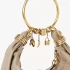Borsa Hobo piccola con bracciale in pelle martellata Borsa Hobo piccola con bracciale in pelle martellata