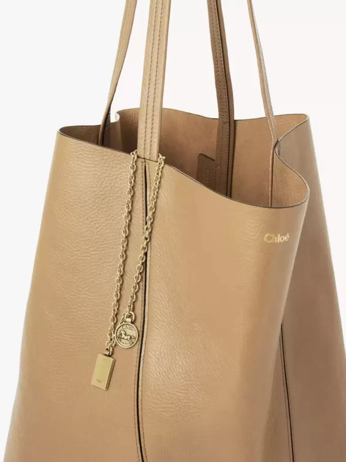 Borsa tote Chloé Spin grande in pelle martellata Borsa tote Chloé Spin grande in pelle martellata