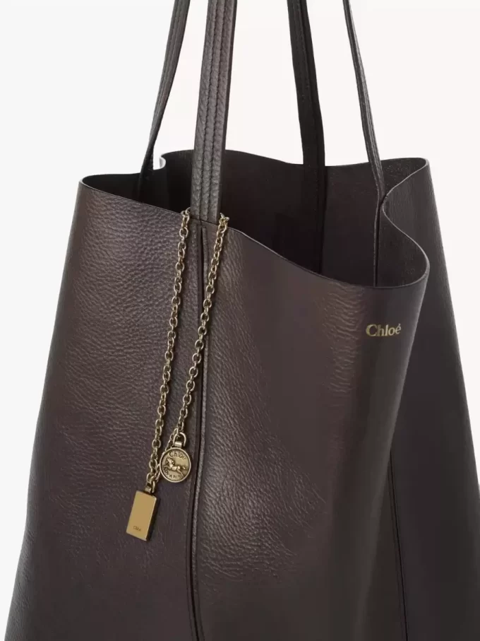 Borsa tote Chloé Spin grande in pelle martellata Borsa tote Chloé Spin grande in pelle martellata