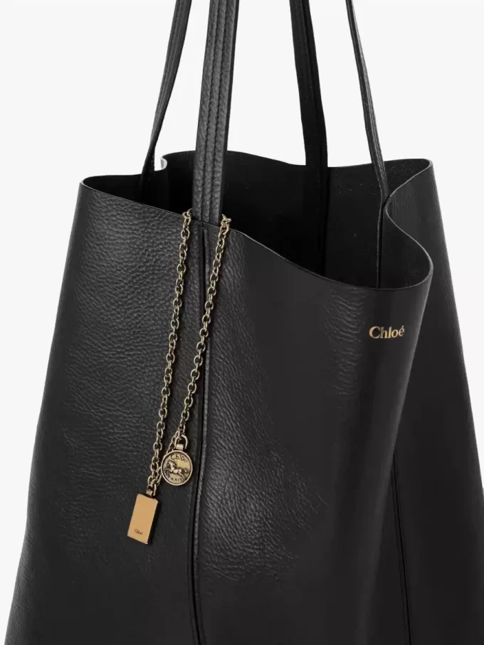 Borsa tote Chloé Spin grande in pelle martellata Borsa tote Chloé Spin grande in pelle martellata