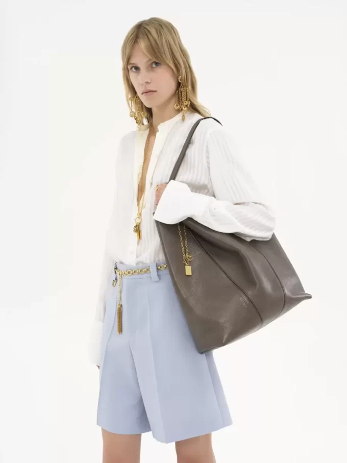 Borsa tote Chloé Spin grande in pelle martellata Borsa tote Chloé Spin grande in pelle martellata