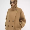 Cappotto corto oversize in lana Cappotto corto oversize in lana