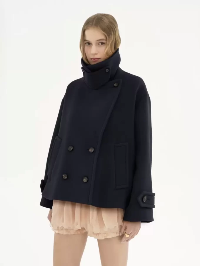 Cappotto corto oversize in lana Cappotto corto oversize in lana