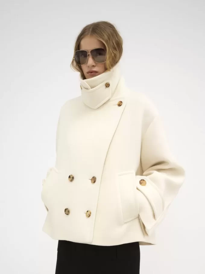 Cappotto corto oversize in lana Cappotto corto oversize in lana