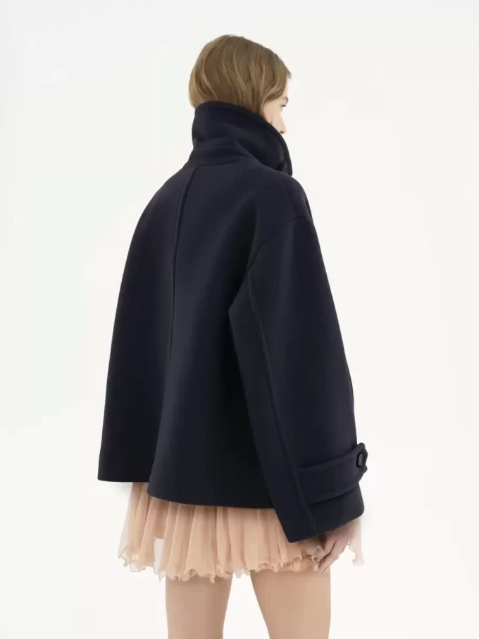 Cappotto corto oversize in lana Cappotto corto oversize in lana
