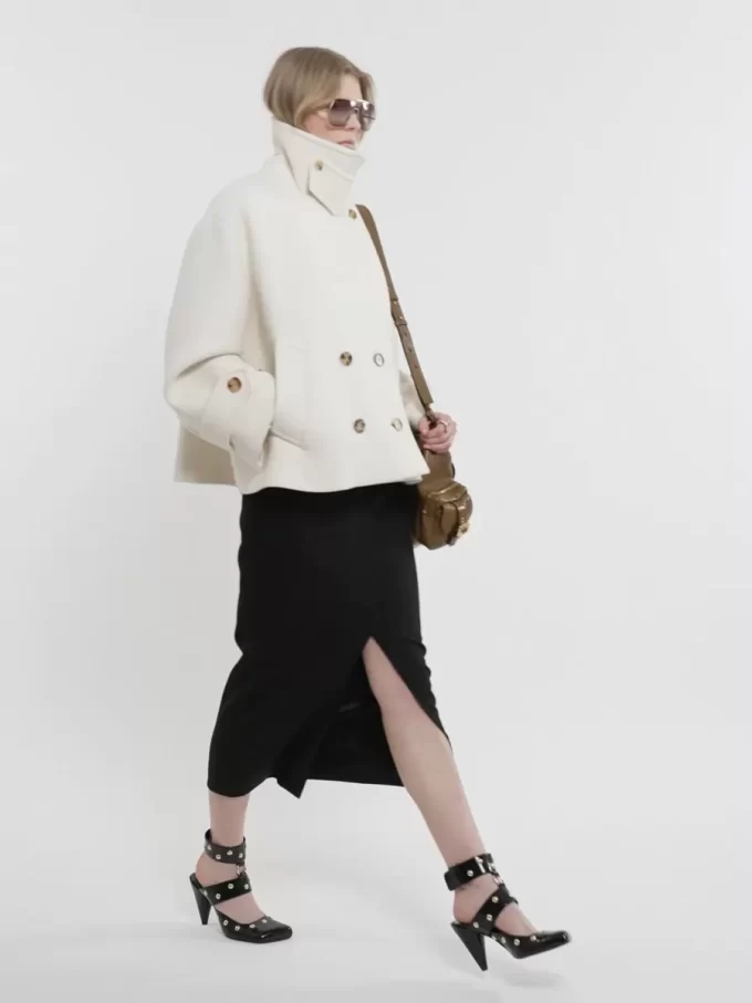 Cappotto corto oversize in lana Cappotto corto oversize in lana