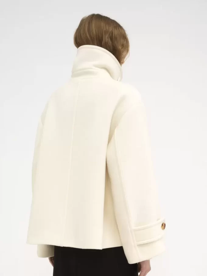 Cappotto corto oversize in lana Cappotto corto oversize in lana