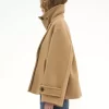 Cappotto corto oversize in lana Cappotto corto oversize in lana