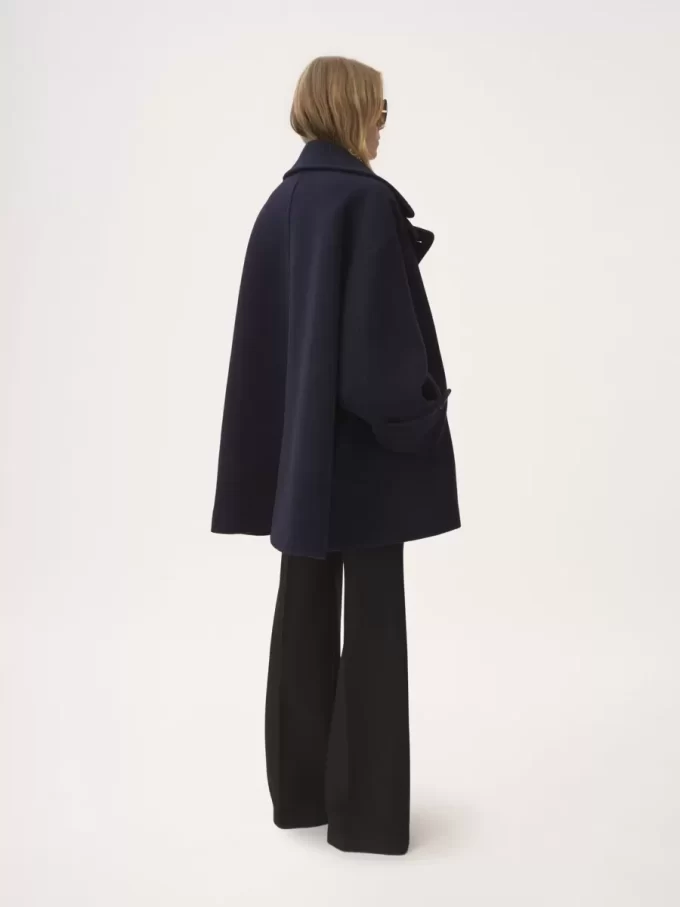 Cappotto doppiopetto oversize in lana Cappotto doppiopetto oversize in lana