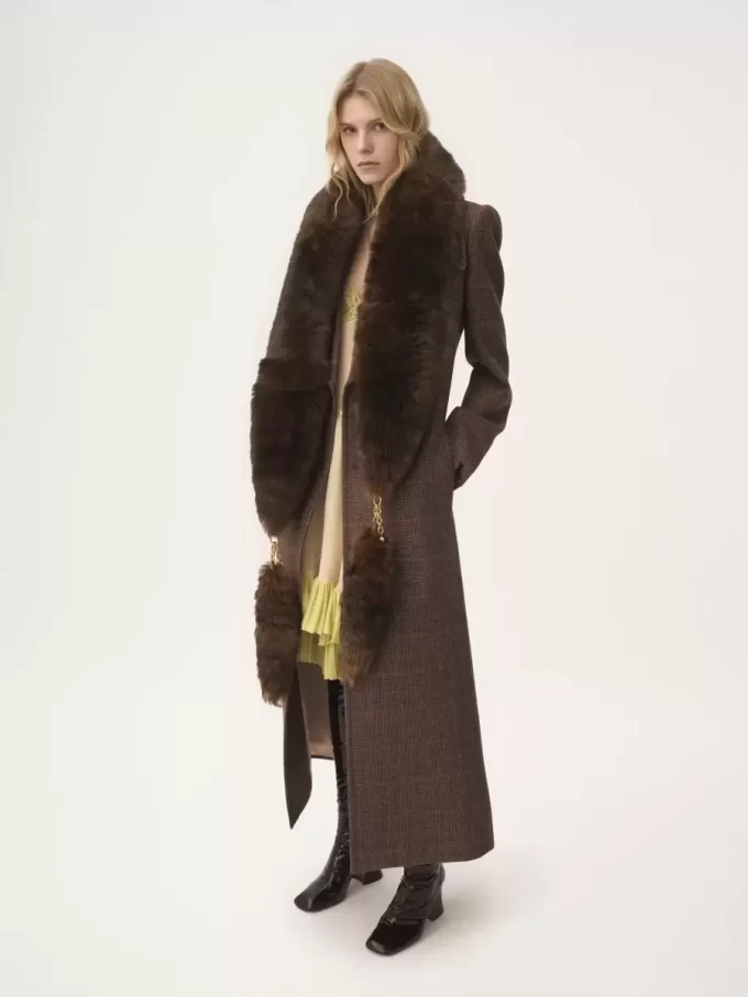 Cappotto lungo doppiopetto in lana a quadri Cappotto lungo doppiopetto in lana a quadri