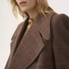 Cappotto lungo doppiopetto in lana a quadri Cappotto lungo doppiopetto in lana a quadri