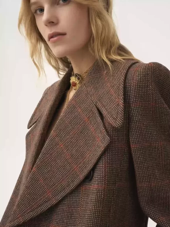 Cappotto lungo doppiopetto in lana a quadri Cappotto lungo doppiopetto in lana a quadri
