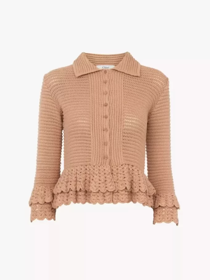 Cardigan aderente con volant in maglia all’uncinetto Cardigan aderente con volant in maglia all’uncinetto