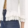 Cardigan aderente con volant in maglia all’uncinetto Cardigan aderente con volant in maglia all’uncinetto