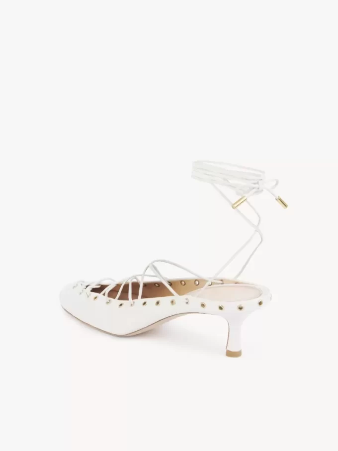 Chloé Ghillies décolleté Chloé Ghillies décolleté