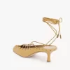 Chloé Ghillies décolleté Chloé Ghillies décolleté