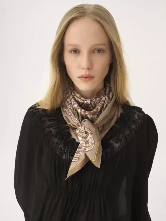 Foulard quadrato Chloé Paisley in twill di seta Foulard quadrato Chloé Paisley in twill di seta