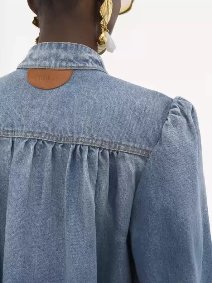 Giacca arricciata a collo alto in denim Giacca arricciata a collo alto in denim