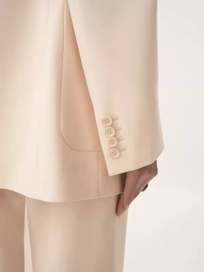 Giacca monopetto sartoriale in gabardine di lana Giacca monopetto sartoriale in gabardine di lana