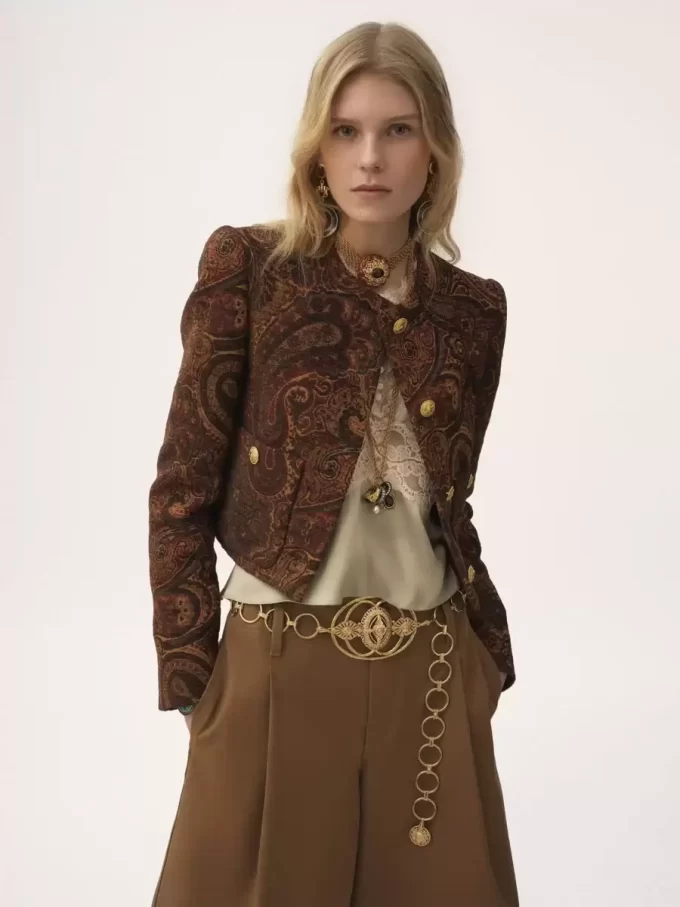 Giacca squadrata senza colletto in jacquard arazzo Giacca squadrata senza colletto in jacquard arazzo