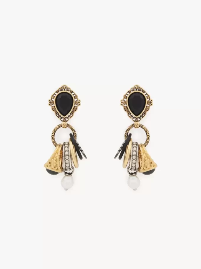 Gli orecchini Chloé Antique Pearls Gli orecchini Chloé Antique Pearls